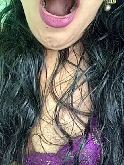 Priya_telugu001