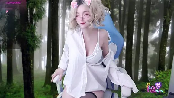 AureliaDoll