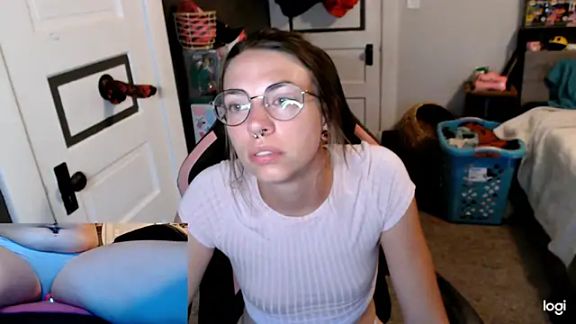 KierBearKisses