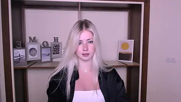 AliceHotty_