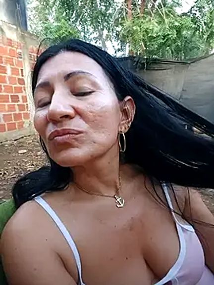 maturexxxnaughty