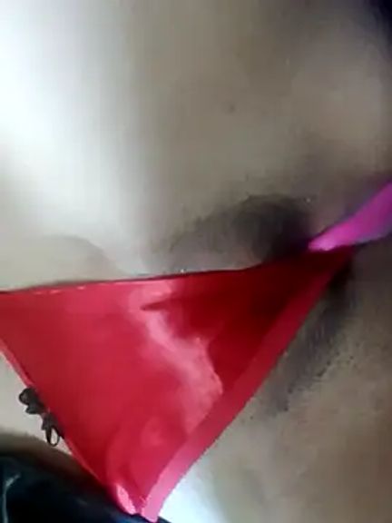 mia_veel