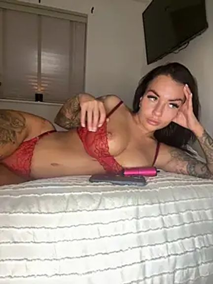 BELLABLACKXUK