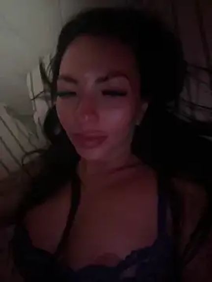 BELLABLACKXUK