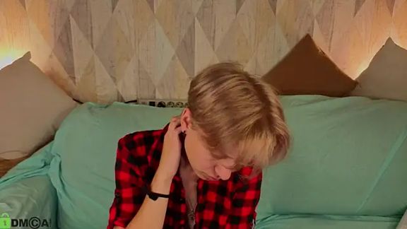 Michelle_Blond