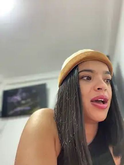 JuanitaMore01