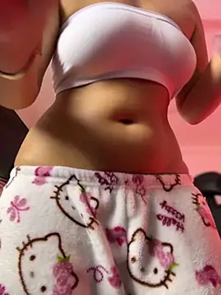JuanitaMore01