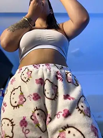 JuanitaMore01