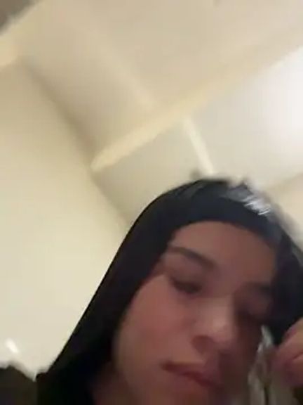 JuanitaMore01