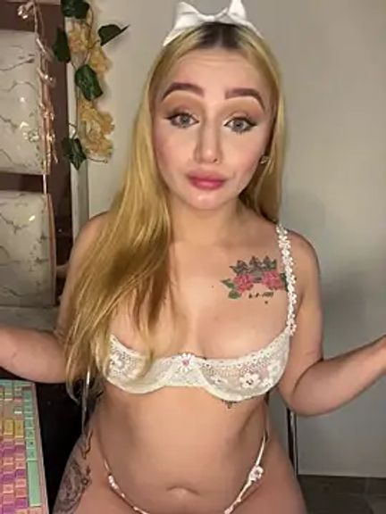Sara_Sophia420