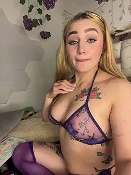 Sara_Sophia420