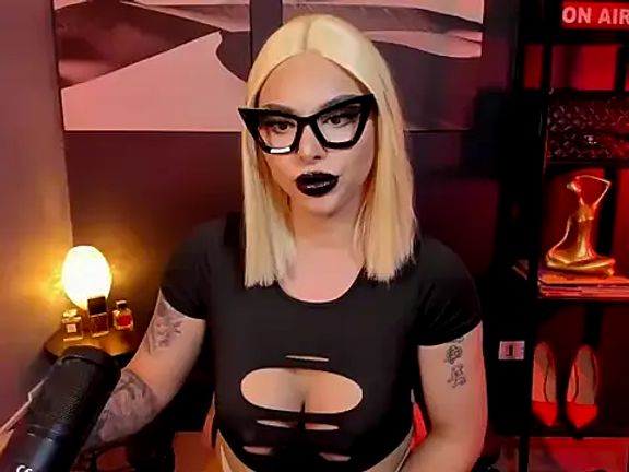 LUNA_ROYALE