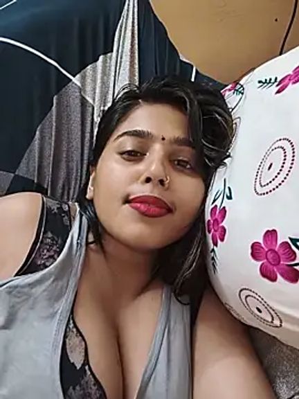 Cute-Simmi69