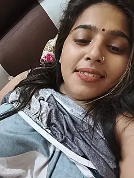 Cute-Simmi69