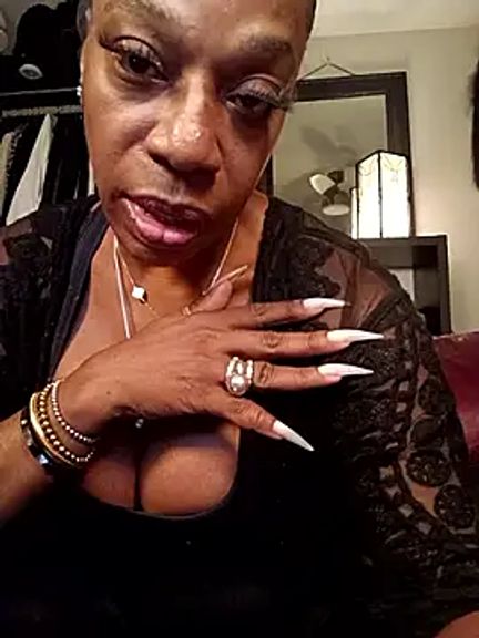 Kennady_Buxum_Goddess