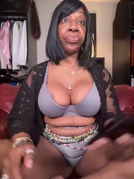 Kennady_Buxum_Goddess