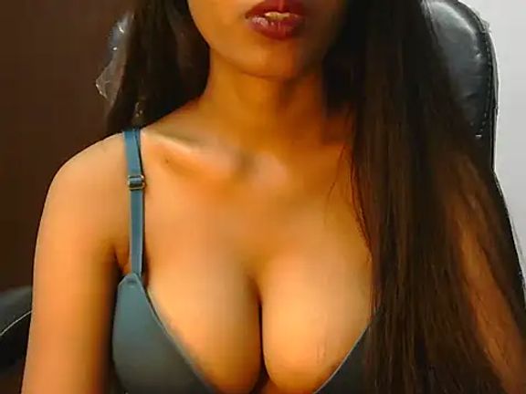 Riyaa_Kaur