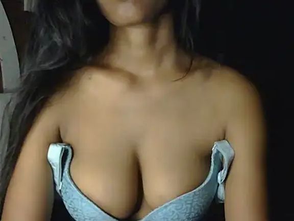 Riyaa_Kaur