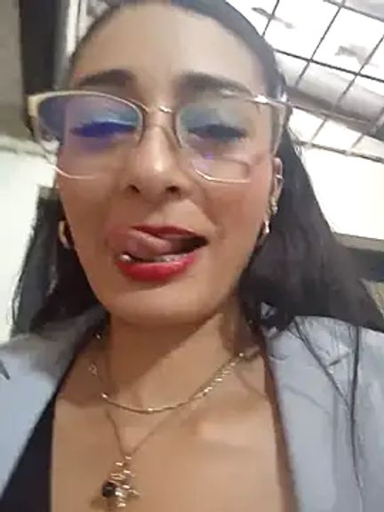 Bella_Office-Naughty1