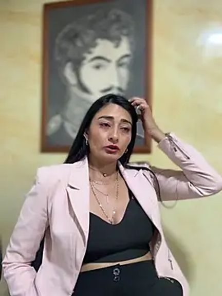 Bella_Office-Naughty1