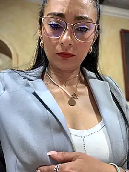 _Bella-Office1