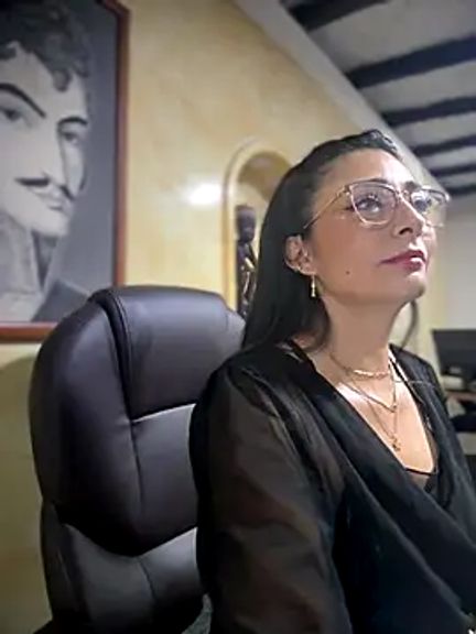 _Bella-Office1