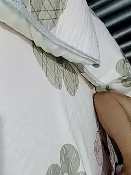 _Attractivegirl33