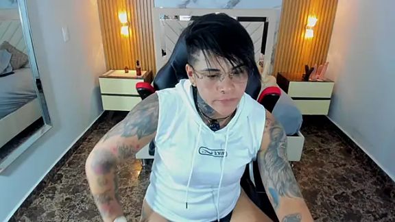 KAROLLJONES1