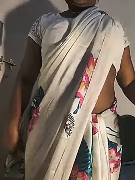 DIRTYSECRET_QUEEN_07