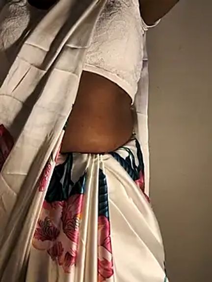 DIRTYSECRET_QUEEN_07