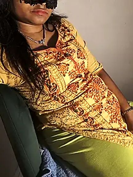 DIRTYSECRET_QUEEN_07