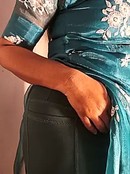 DIRTYSECRET_QUEEN_07