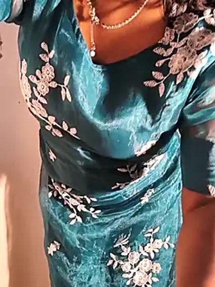 DIRTYSECRET_QUEEN_07