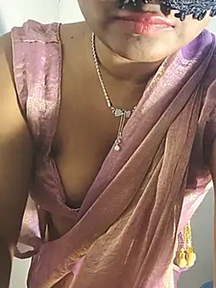 DIRTYSECRET_QUEEN_07