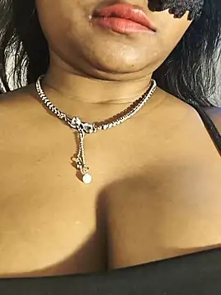 DIRTYSECRET_QUEEN_07