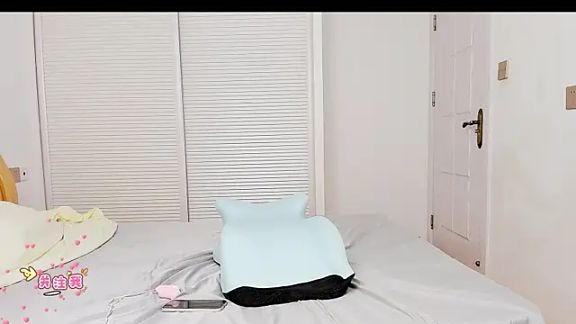 momo-small