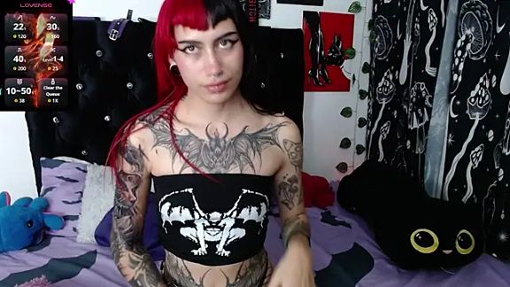 mayaREDdoll