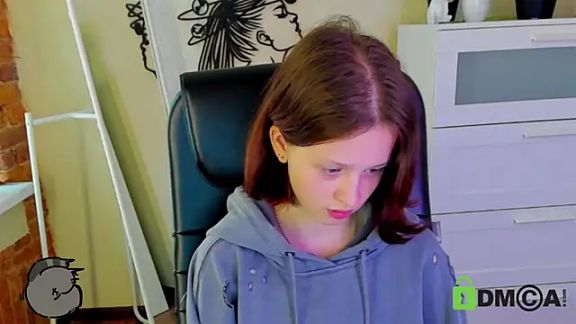 Alina_Mills