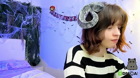 Alina_Mills
