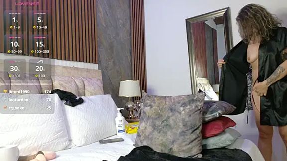 linda_cabal