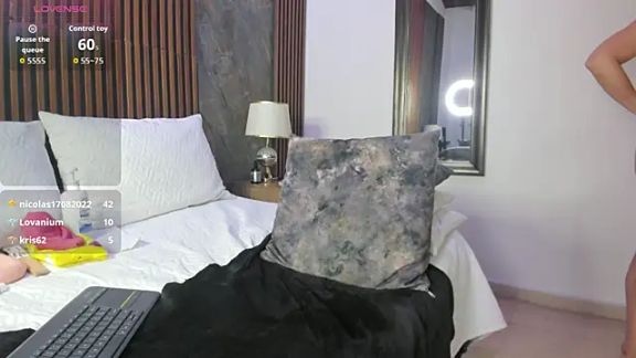 linda_cabal
