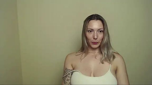 VanessaMay_
