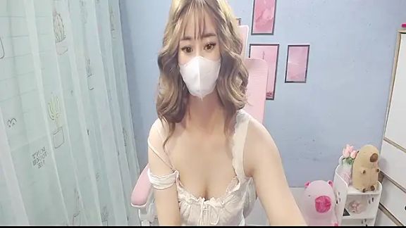 luna_bae00