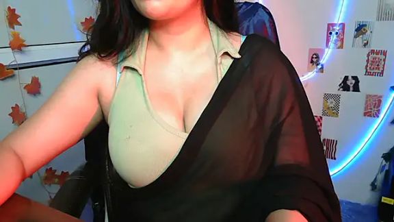 urvashihott