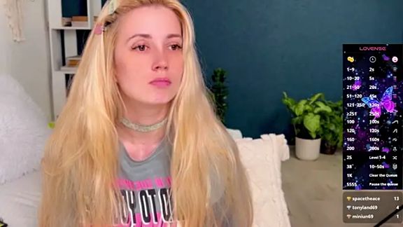 super_peach_stream2
