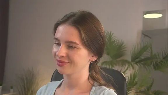 Olivia_Farrell