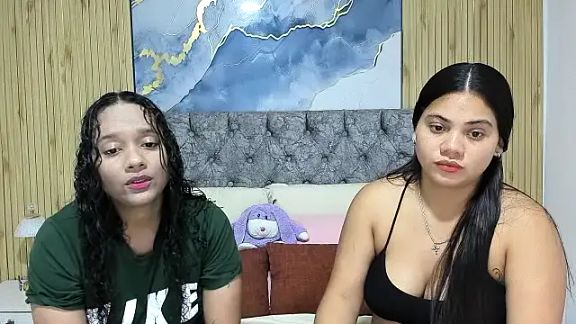 nay_and_aleja1