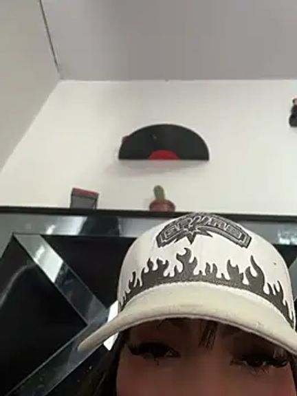 Nicolle_foxy
