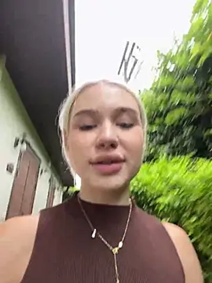Kiss_Avrora_