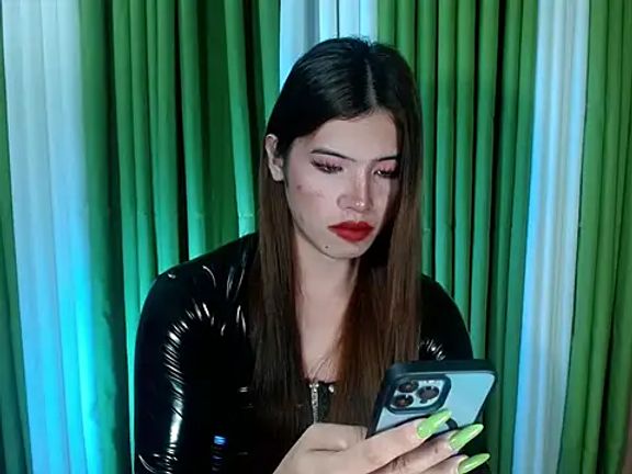 Queen_kendalx19